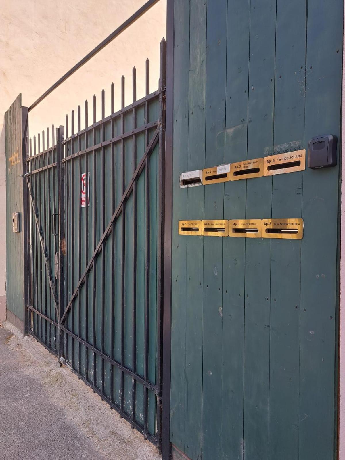 Free Garage In The Center-Delicia 4 Studio! Hermannstadt Exterior foto